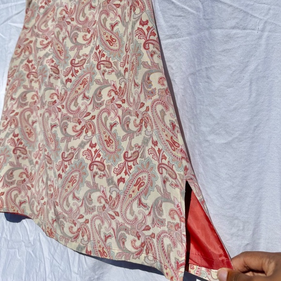 Pastel Pink, Yellow and Blue 100% Silk Paisley Mini Skirt Fully Lined - Picture 2 of 4